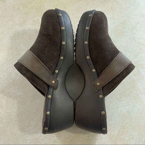 Women’s Crocs cobbler stud clog brown suede shoes size 10 slip on - Picture 5 of 7